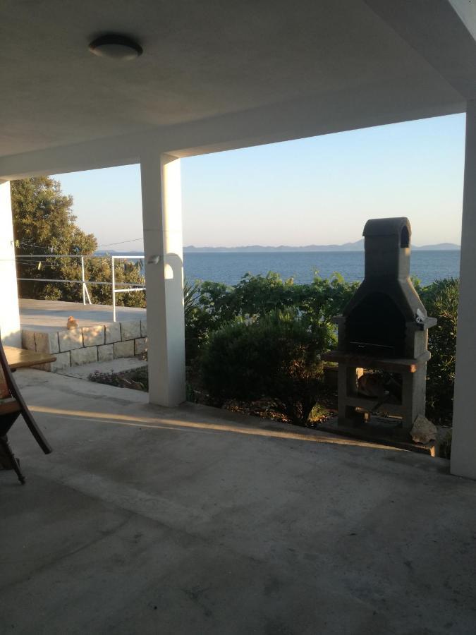 Apartman Laus Zavalatica Bagian luar foto